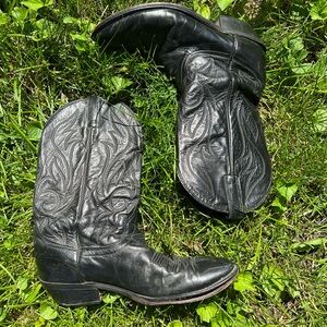 Laredo Vintage Men’s 8.5 Black Leather Cowboy Boots